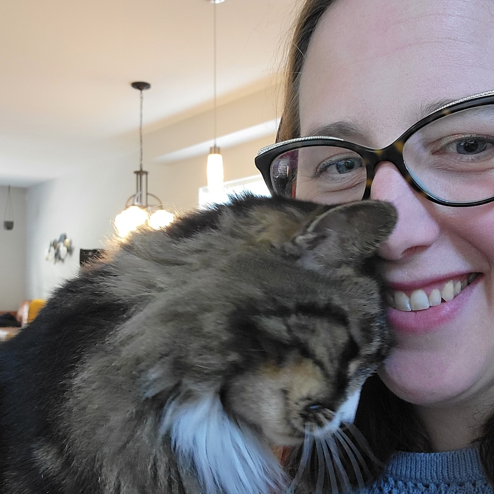 Meet your Posher, Lisa